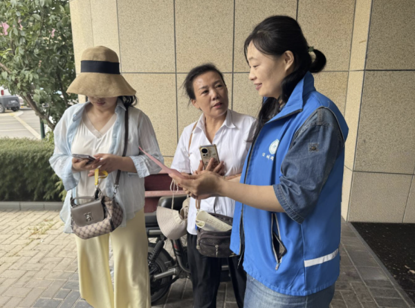 手机配资股票一览表 吴泰闸社区开展文明餐桌反浪费宣传活动